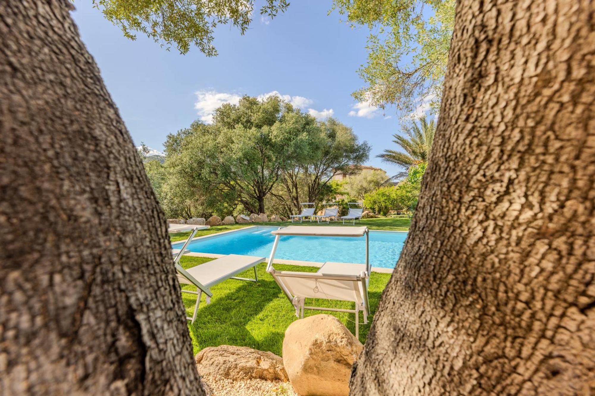 Апартаменты Stazzo San Teodoro Piscina Condivisa Экстерьер фото